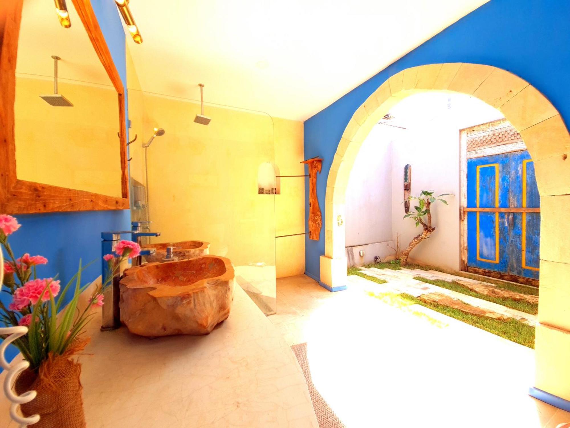 Villa Noretsy 塞米亚克 外观 照片